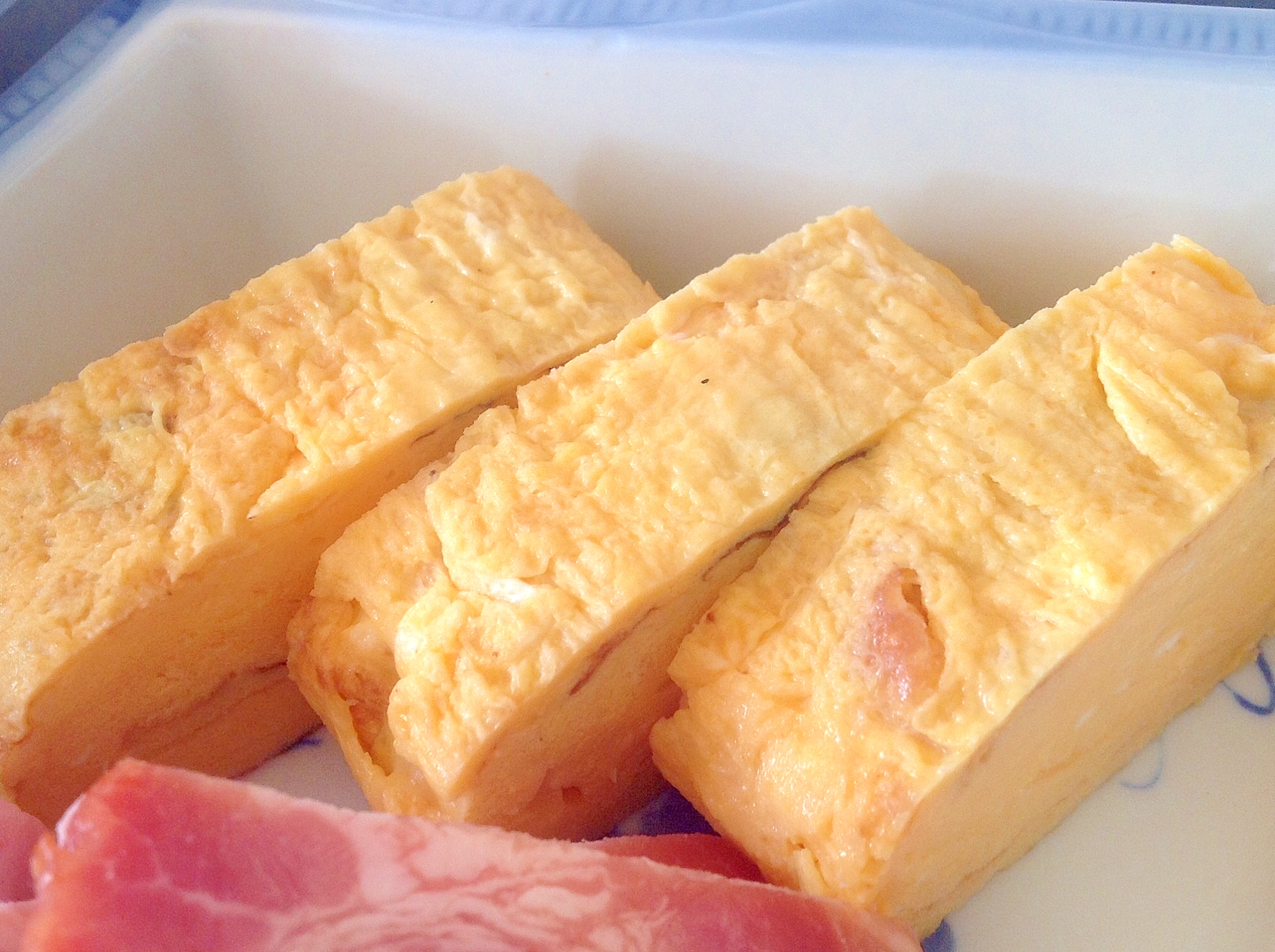 おせち料理の定番!だし巻き卵