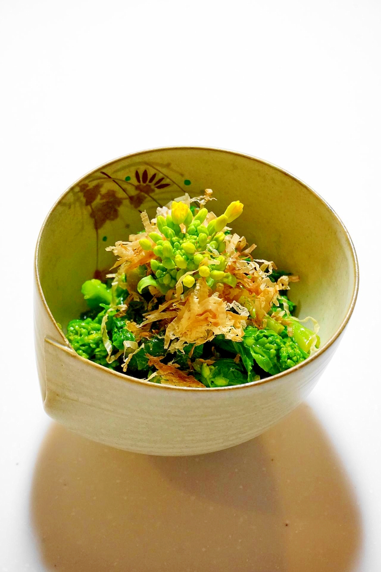 ほろ苦さ＆ぴり辛さが春を呼ぶ！菜の花のからし和え