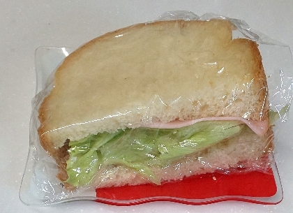 ジオンさん、こんにちは✨レポありがとうございます♥️昨日HBパン焼いていたので、サンドイッチ作りました☘️夕飯にいただきます☺️素敵なレシピありがとうございます