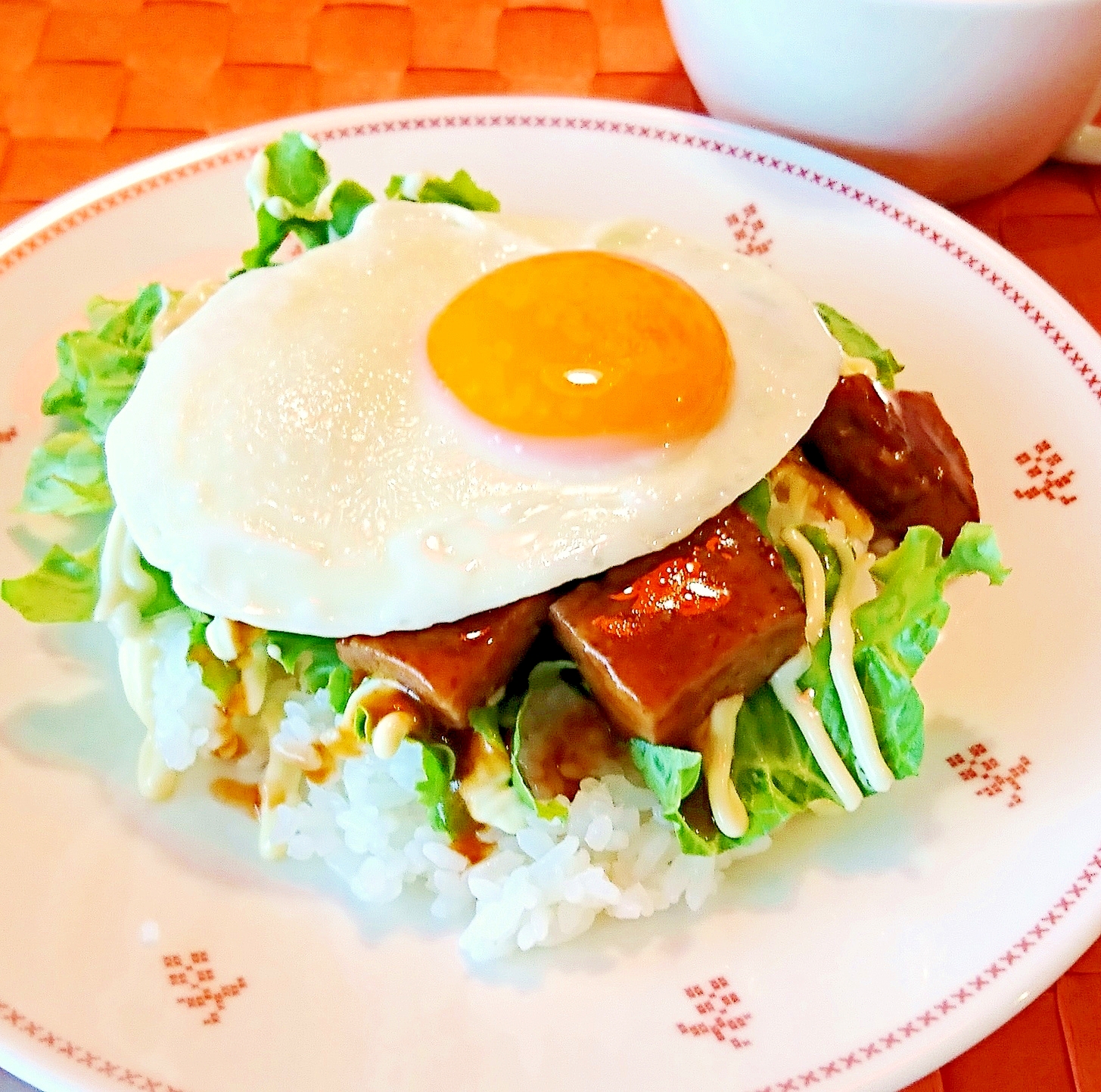 チルドで簡単♪目玉ハンバーグ丼