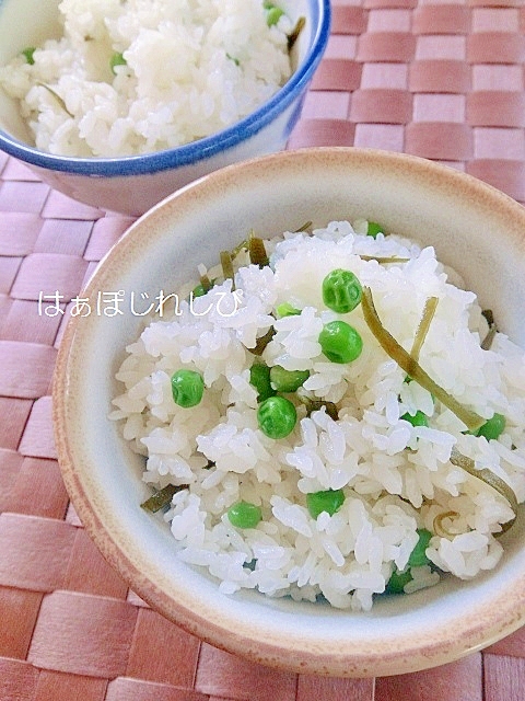 冷凍グリーンピースと昆布のご飯 レシピ 作り方 By はぁぽじ 楽天レシピ