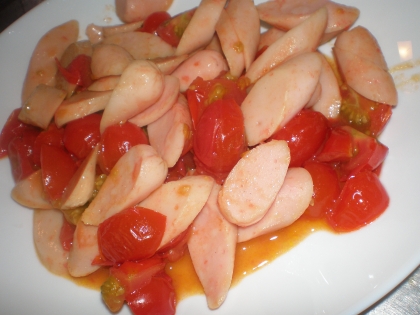 魚肉ソーセージとミニトマトの炒め物