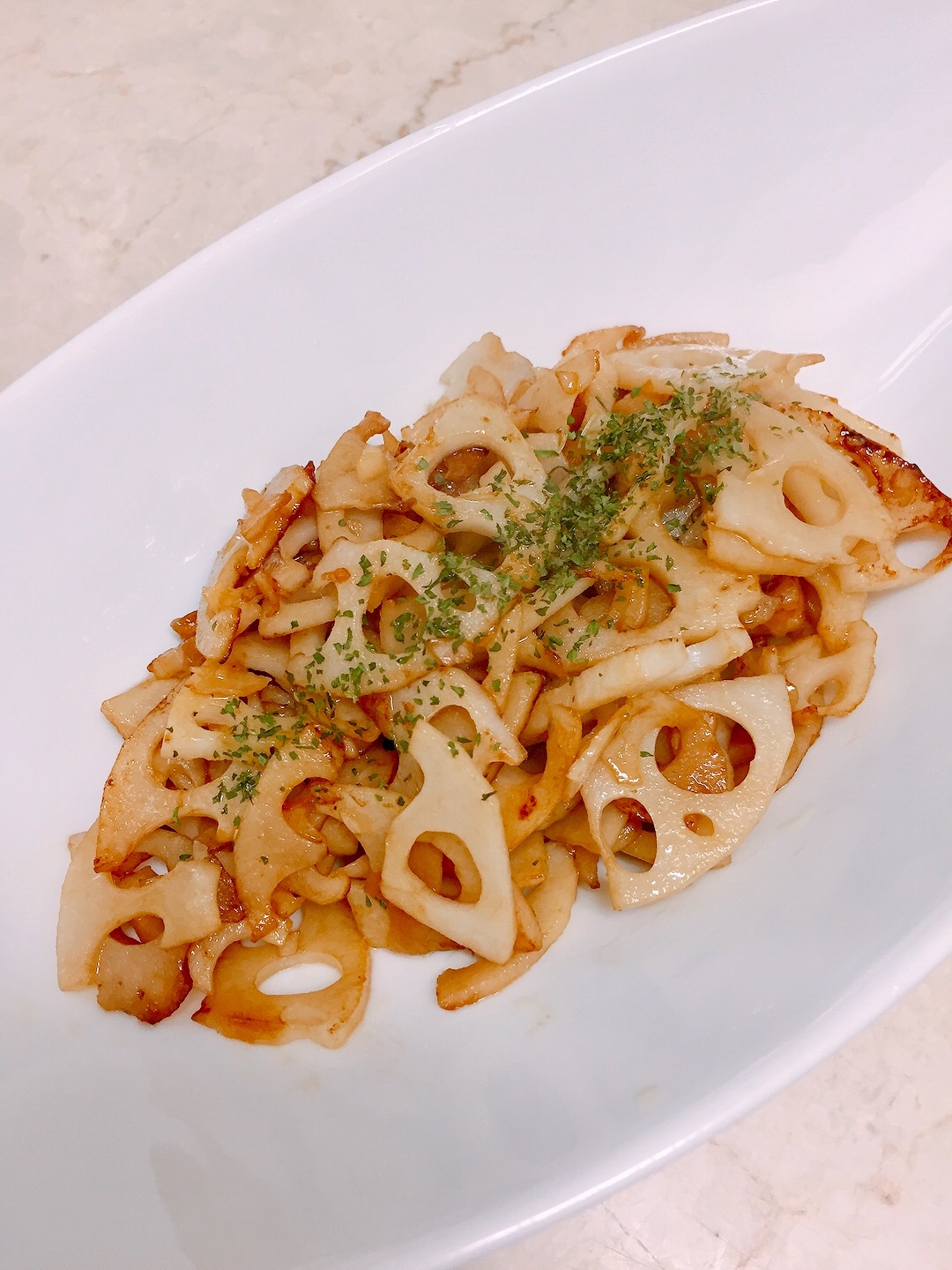れんこんガーリックバター醤油 簡単おつまみ レシピ 作り方 By さくすず 楽天レシピ