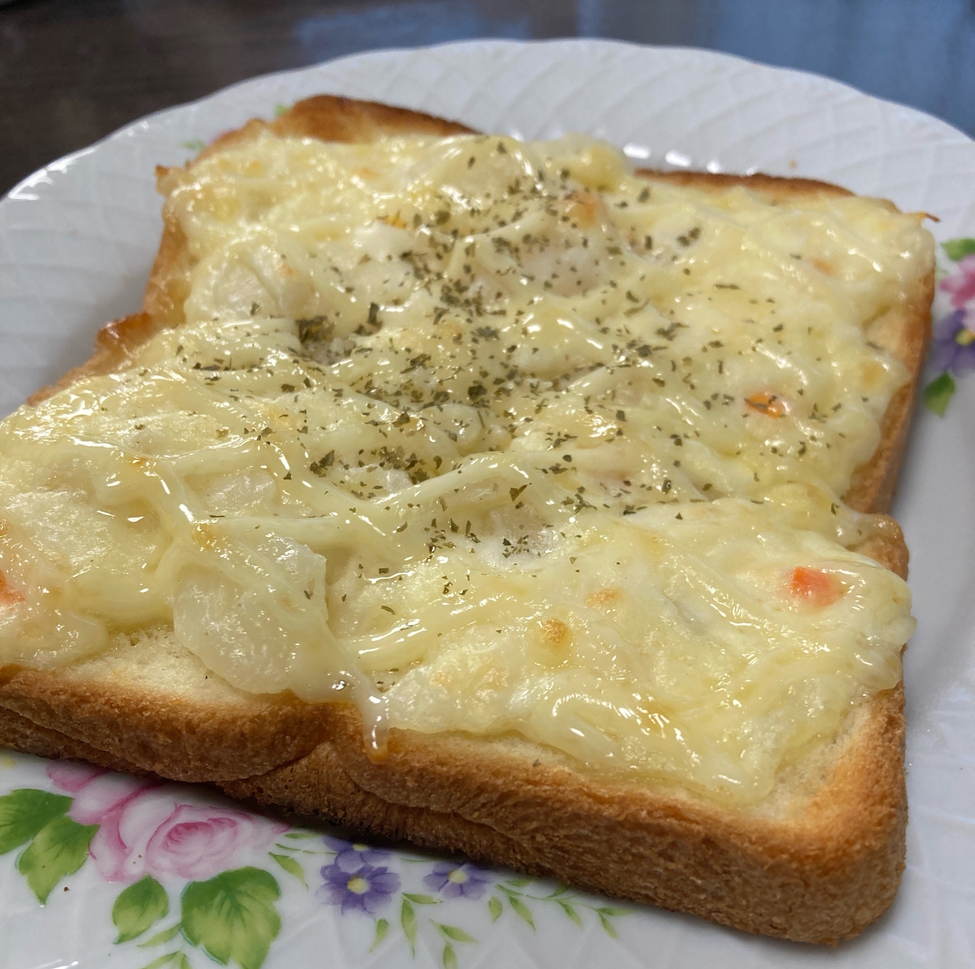 ポテサラマヨチーズトースト