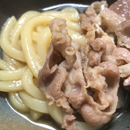 落とし玉子の煮込みうどん