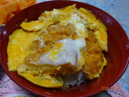 フライパンでカツとじ　カツ丼