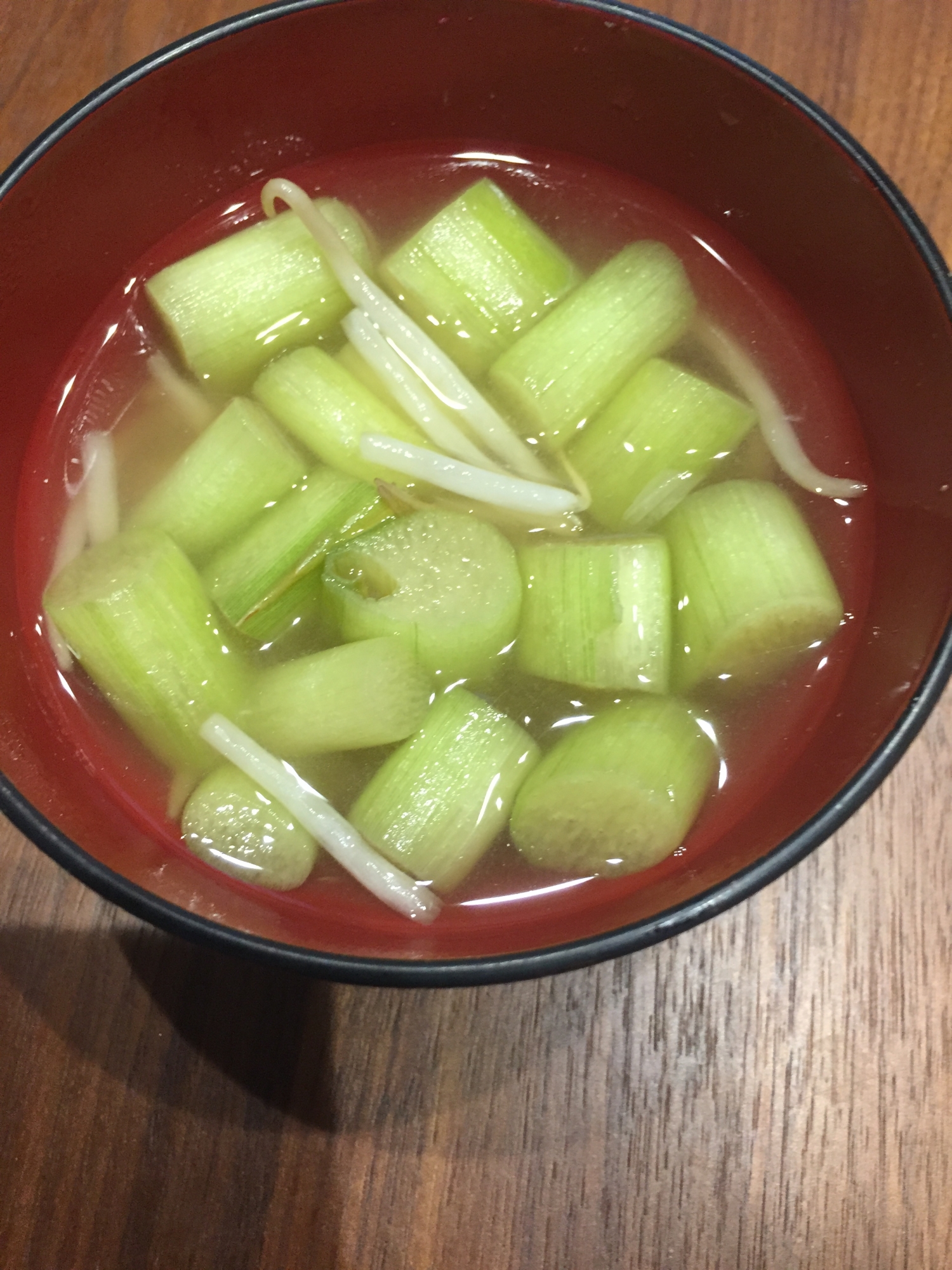 採りたてずいきの味噌汁！