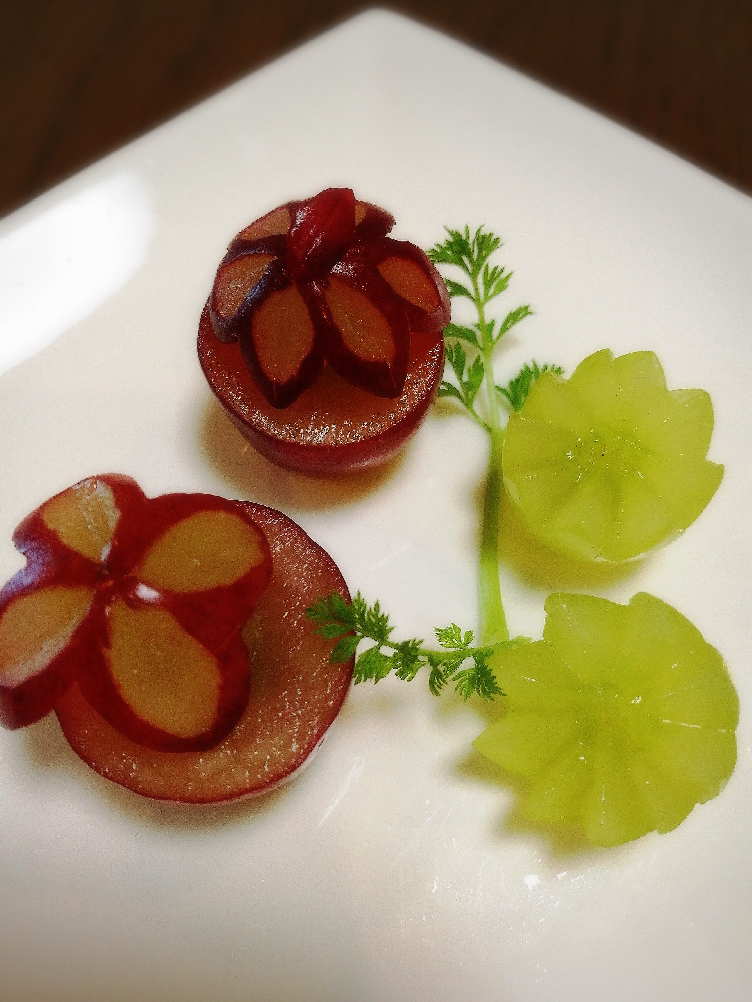 まるごとぶどうの飾り切り♡