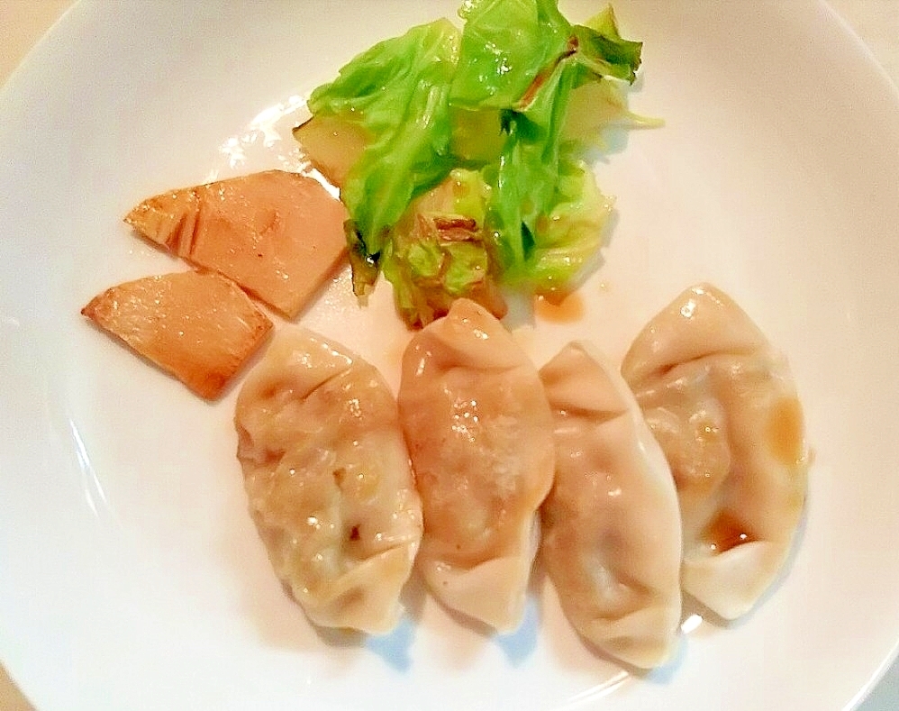 ☆たけのこ☆焼き餃子とキャベツ添え