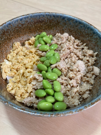 子供が大好きな枝豆をトッピングしました。
喜んで食べてくれました。
また作ります！