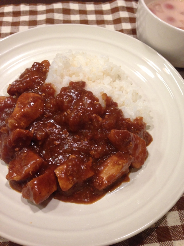 鶏胸肉DEチキンと玉ねぎのカレー