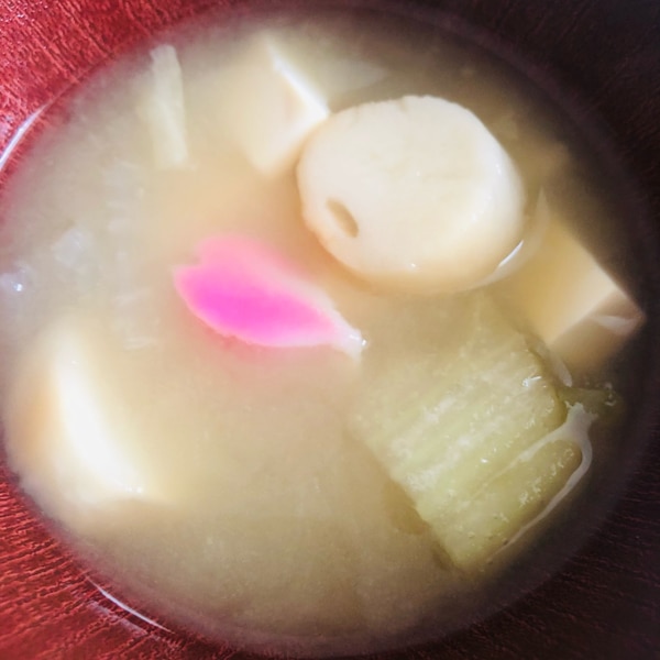 花びらの生麩が可愛いお味噌汁 レシピ 作り方 By Noa 1021 楽天レシピ 花びらの生麩が可愛いお味噌汁 レシピ 作り方 By Noa 1021 楽天レシピ