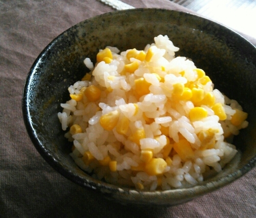 味付け超簡単!!!ほっこり旨うまトウモロコシご飯♡