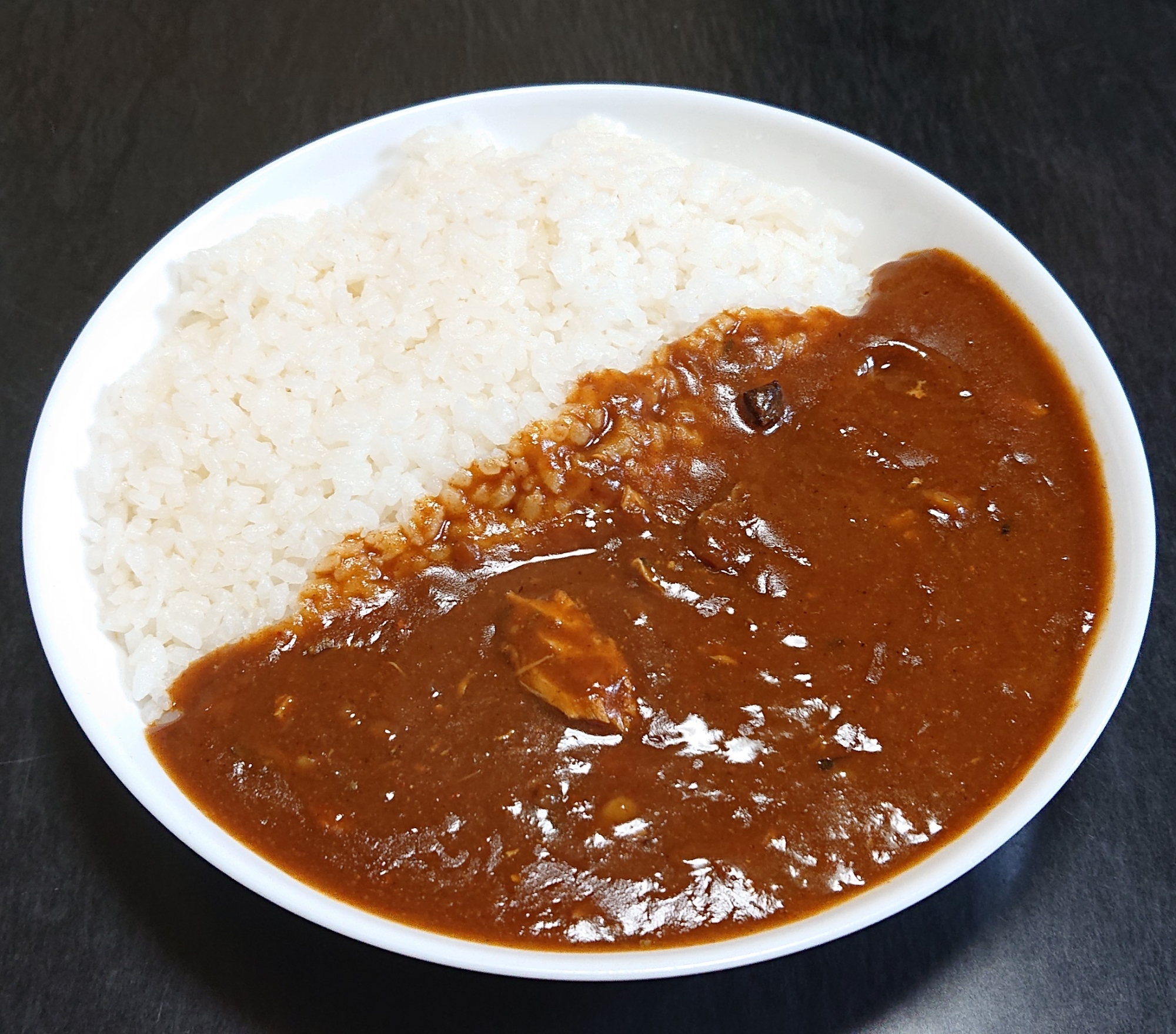 レトルトで☆ピリ辛サバ缶カレー