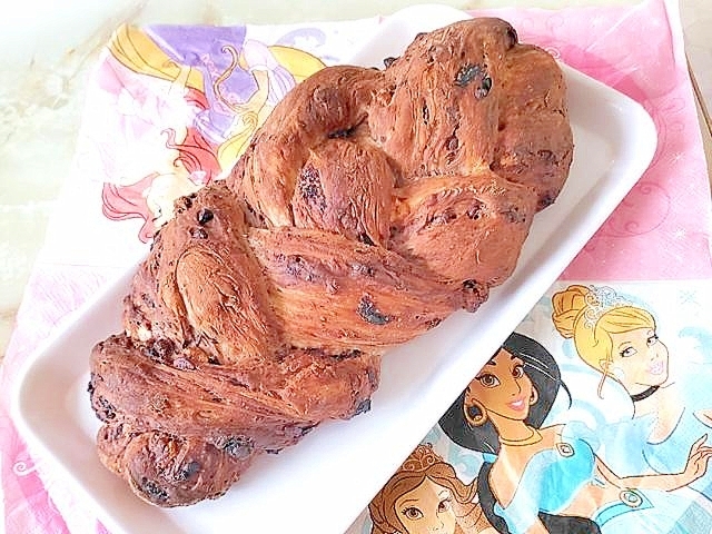 ベイクオフ参照!ポールさんのチェリーとチョコのパン