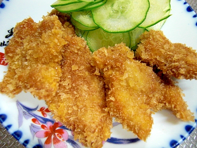 ひとくちかつカレー風味