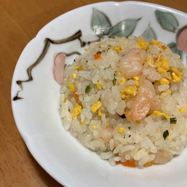炊飯器で簡単エビチャーハン レシピ 作り方 By Maju 楽天レシピ 炊飯器で簡単エビチャーハン レシピ 作り方 By Maju 楽天レシピ