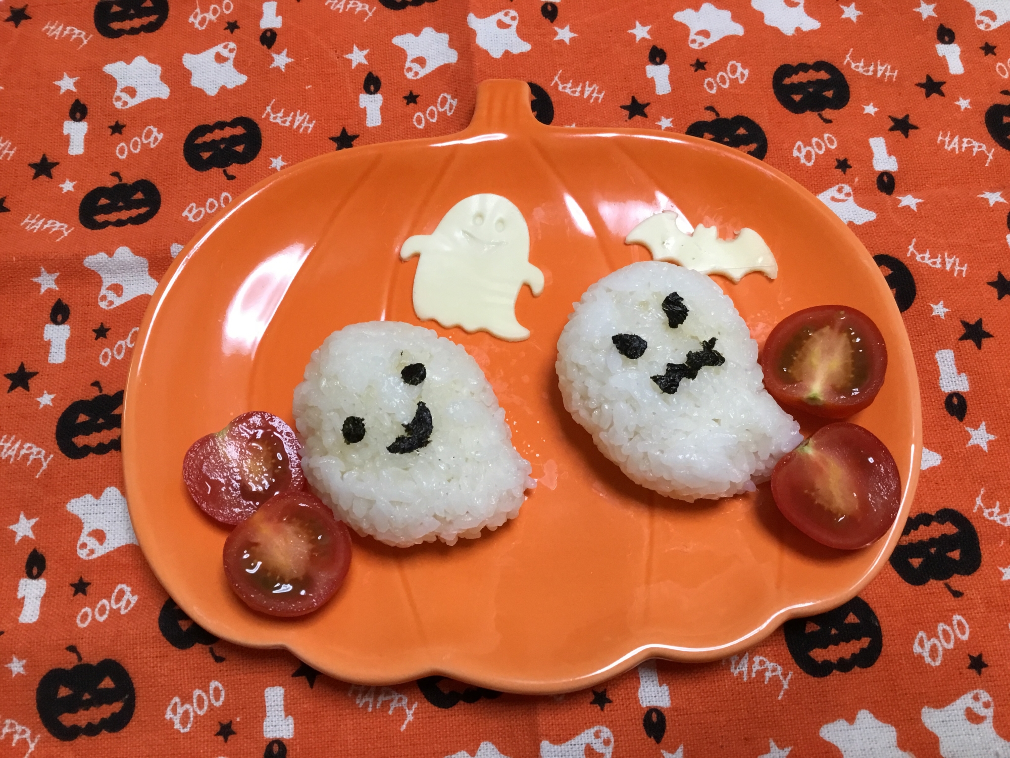 ハロウィン　おばけおにぎり