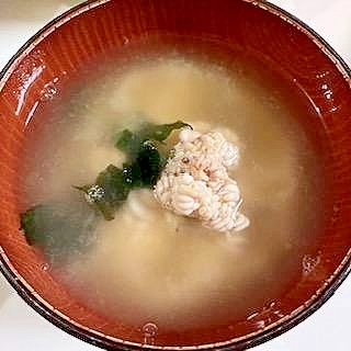 鱈白子とわかめの味噌汁