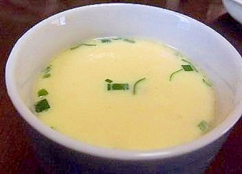 鶏がらスープで中華風茶碗蒸し