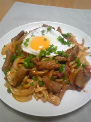 モツ焼きうどん