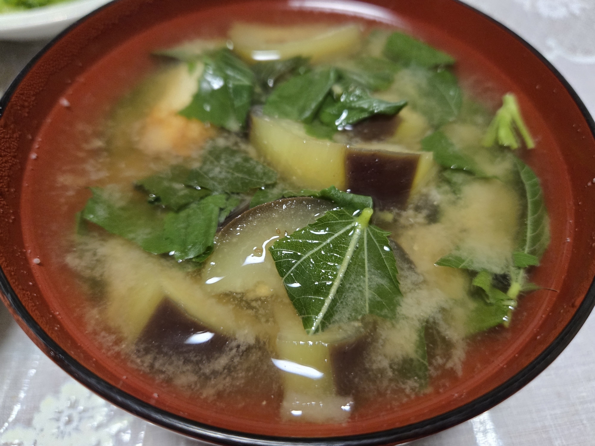 ナスとモロヘイヤのお味噌汁
