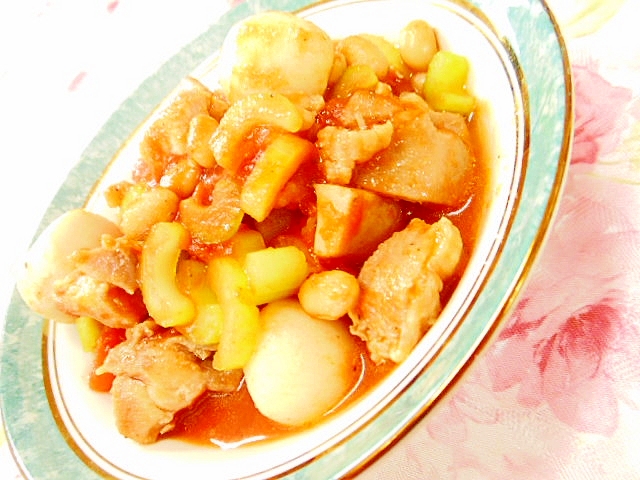 ❤鶏もも肉と里芋＆セロリ＆大豆のトマト煮込み❤
