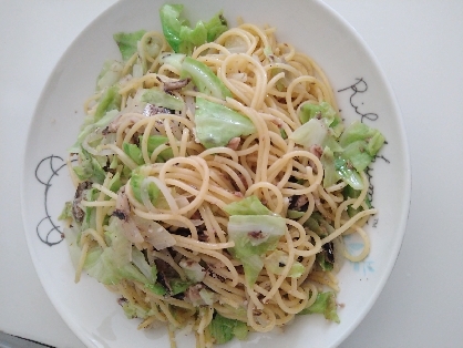 簡単キャベツとオイルサーディンのパスタ