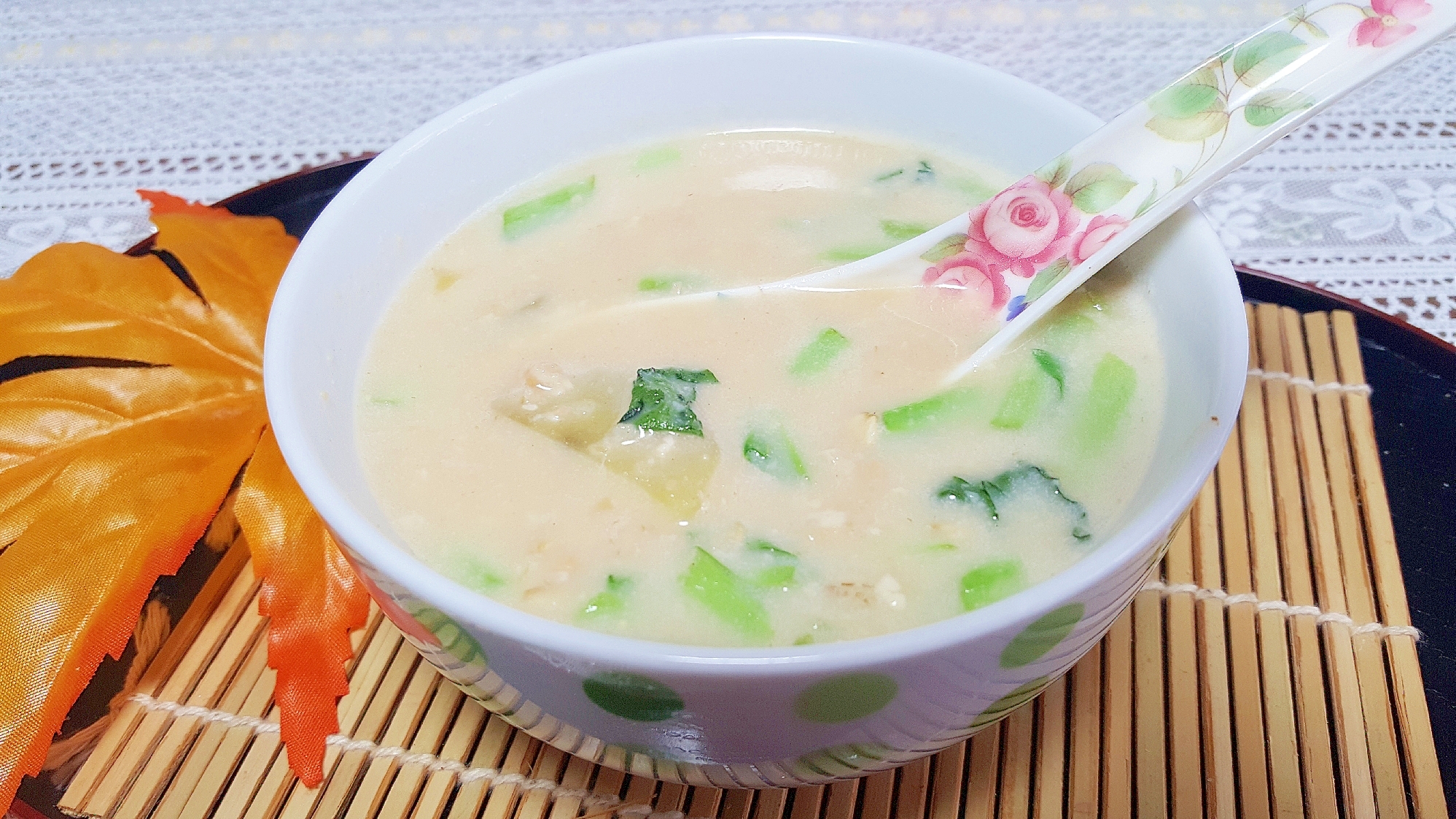 さつま芋と小松菜のミルク味噌オートミール粥