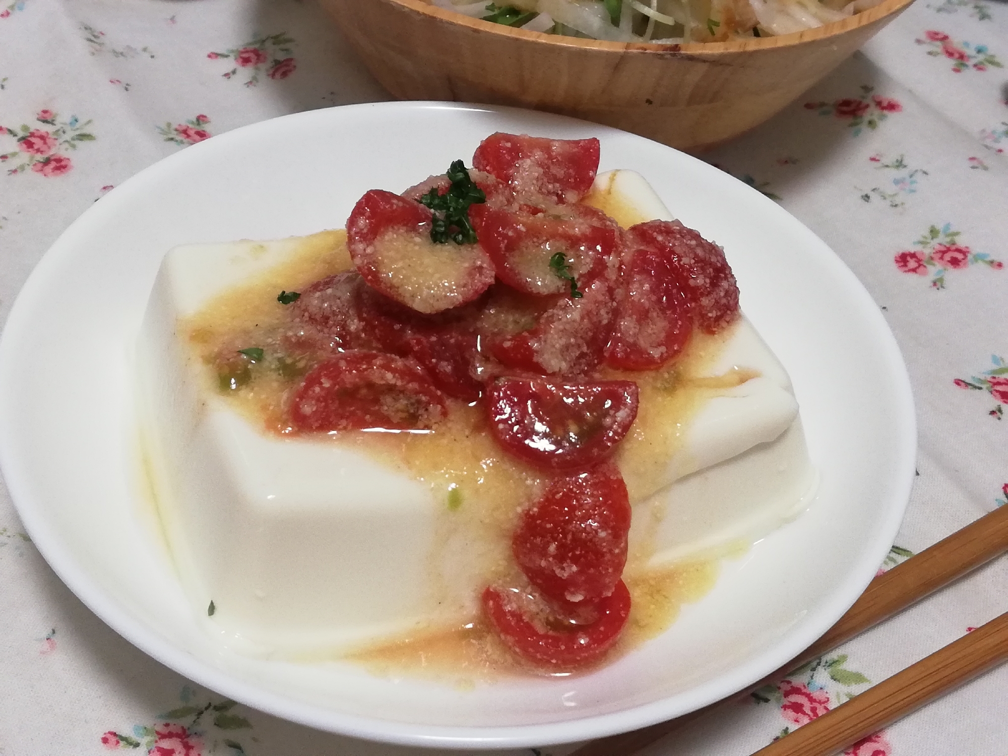 トマトとチーズで簡単イタリアン冷奴