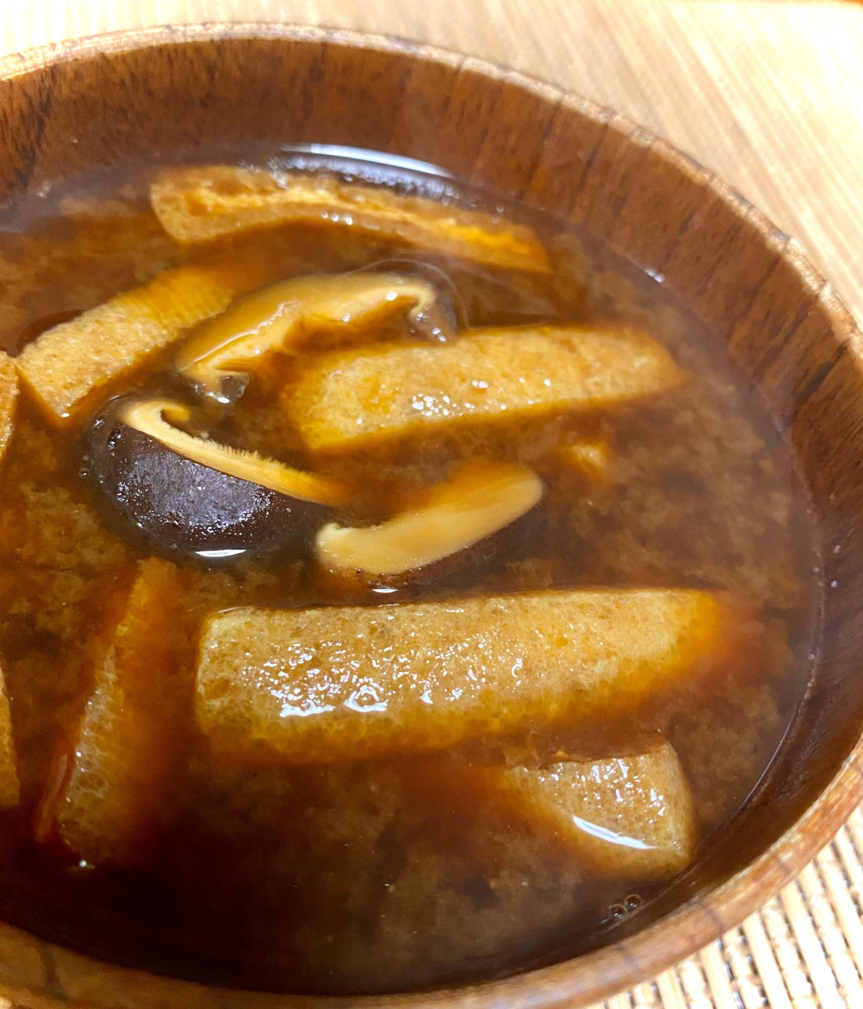 ほっこり♪長芋とお揚げの赤だし味噌汁物 レシピ・作り方 by にゃん