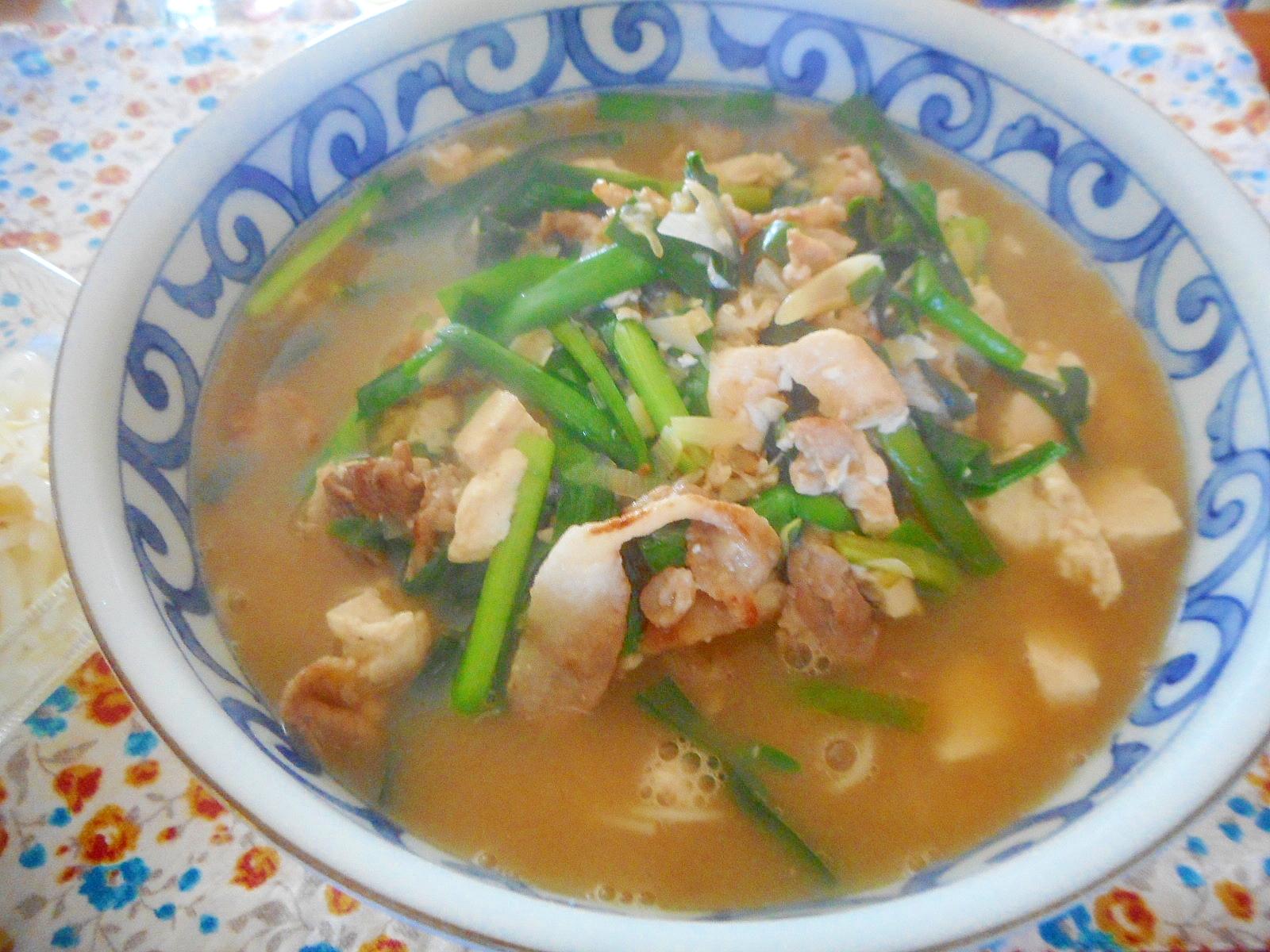 崩し豆腐とニラのにゅう麺