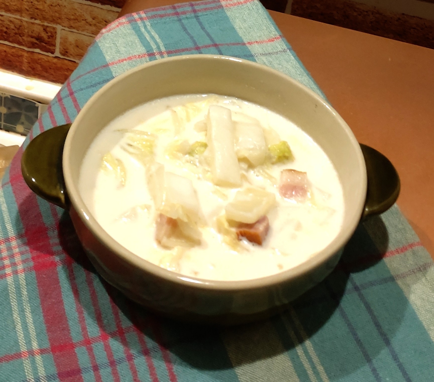 白菜とベーコンのクリームスープ