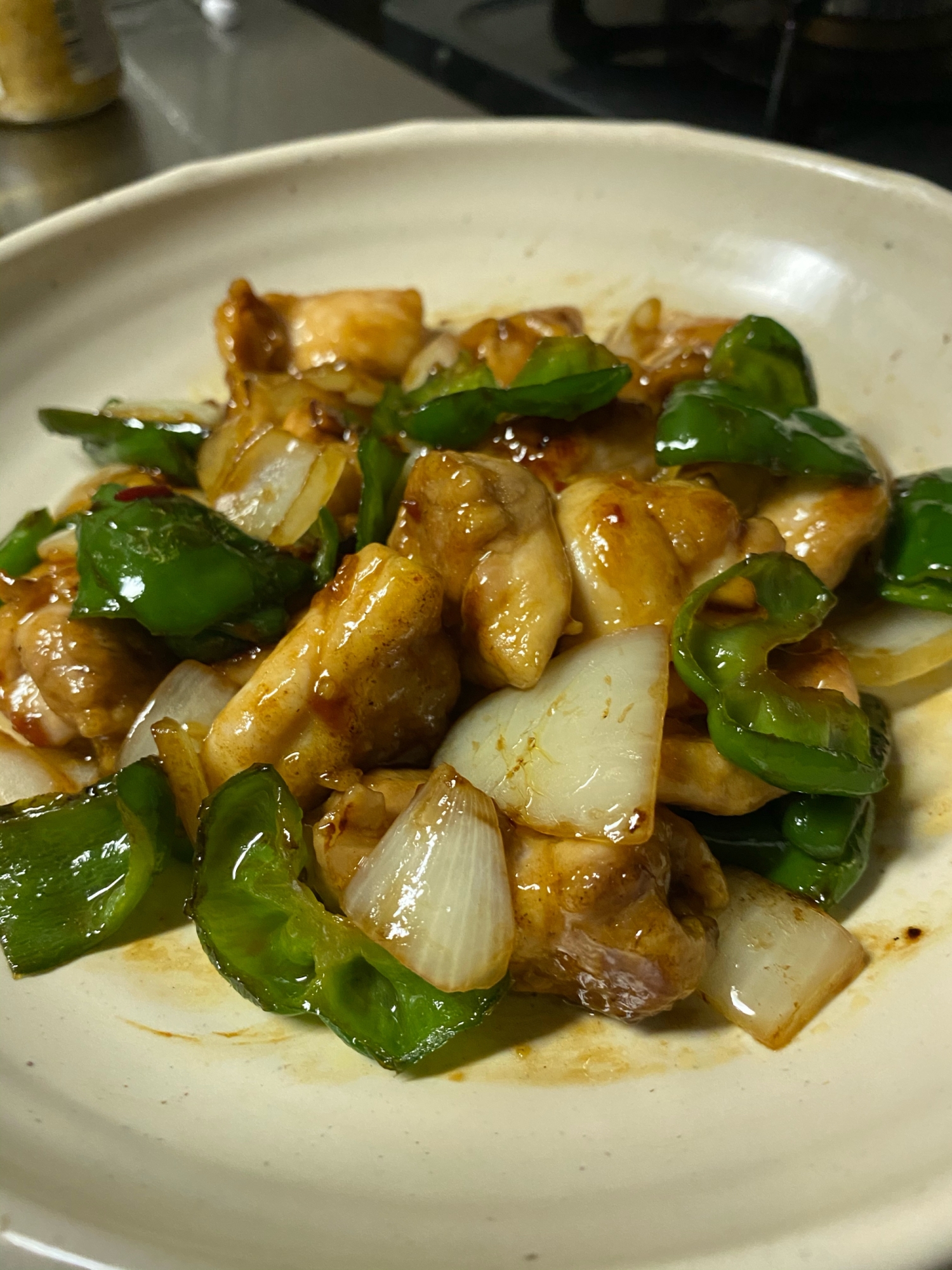 鶏肉とピーマン玉ねぎの中華炒め