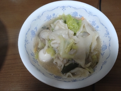 簡単☆水餃子と野菜のスープ