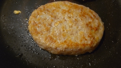 パン粉なし片栗粉で作る簡単ハンバーグ
