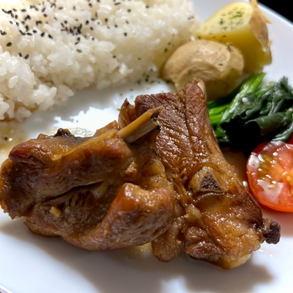 スペアリブ煮込み