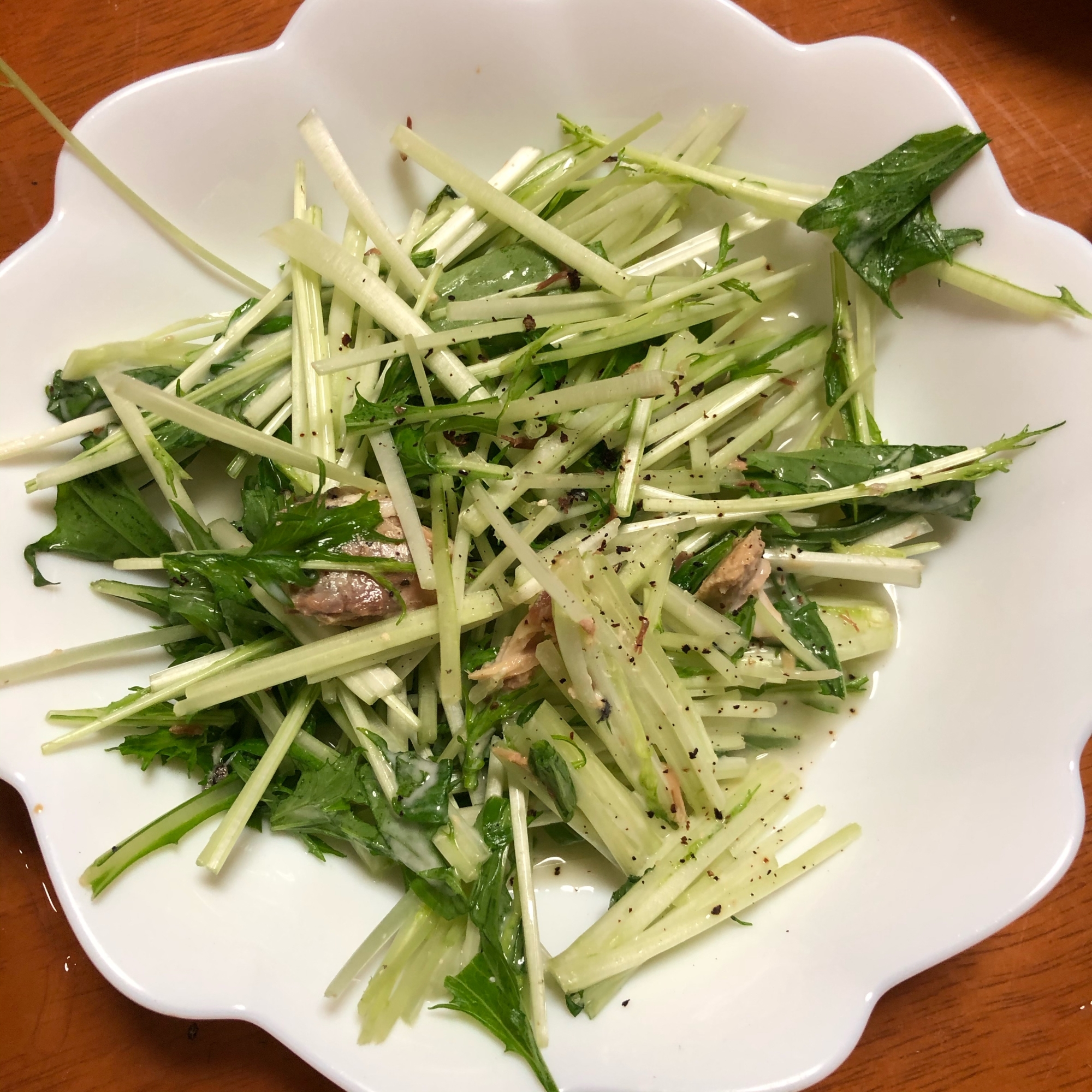 水菜とサバ缶サラダ