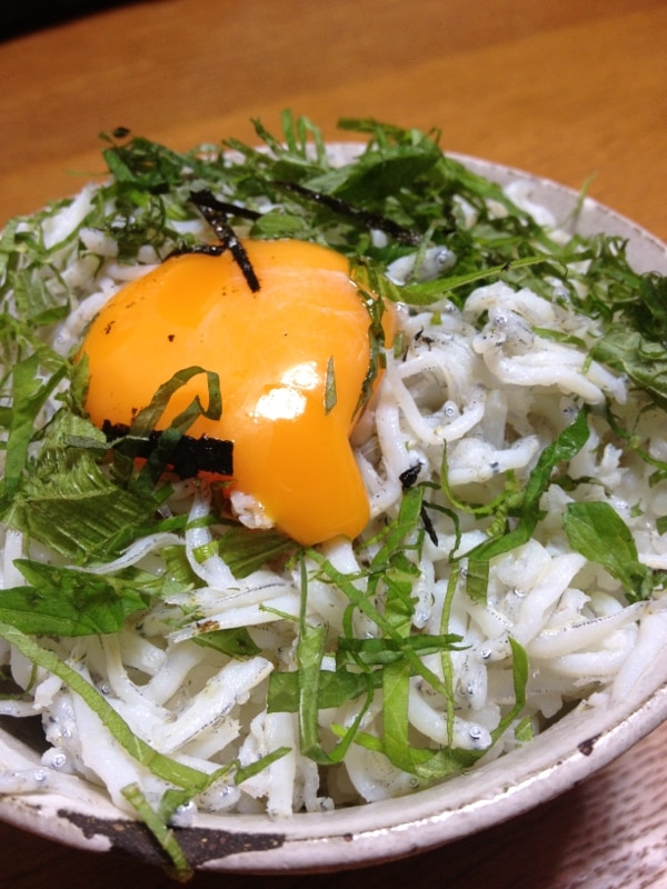 ふわふわの釜揚げしらす丼☆ レシピ・作り方 by renmammy - 楽天レシピ