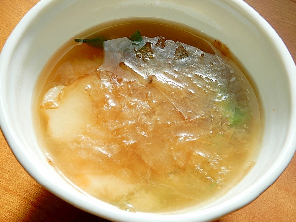 男の手料理❤インゲンの味噌汁♪（花麩、削り節ほか）