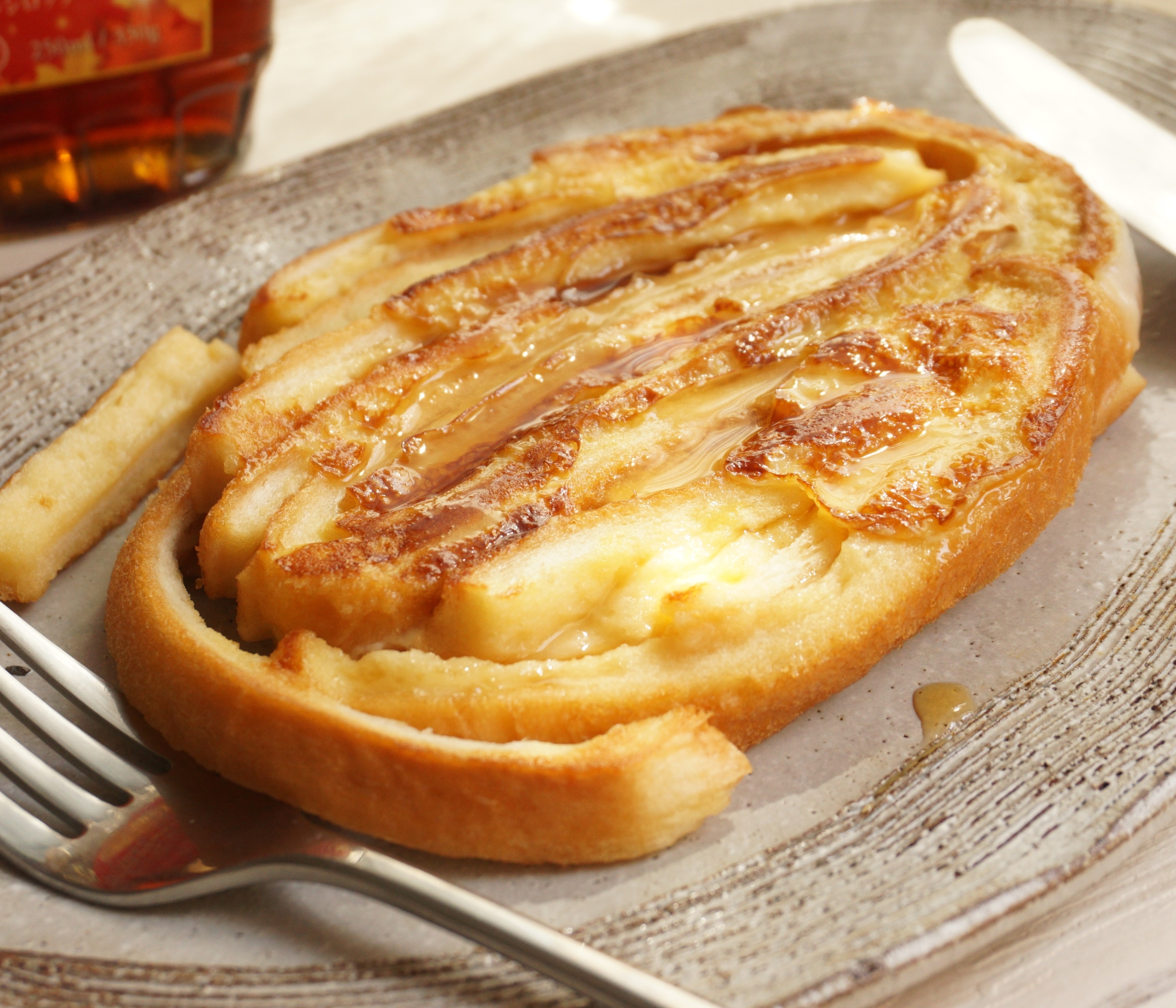 パンの耳でフレンチトースト　手が汚れにくい作り方