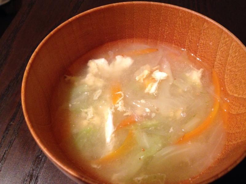 野菜と卵の塩麹入り中華スープ