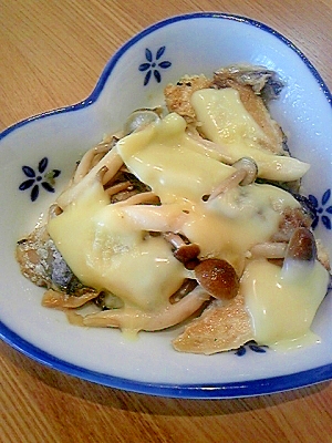 塩さばとしめじのチーズ焼き♪
