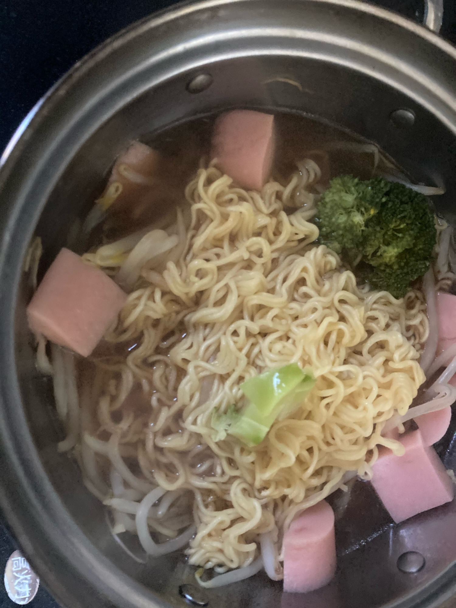 ブロッコリーともやしラーメン