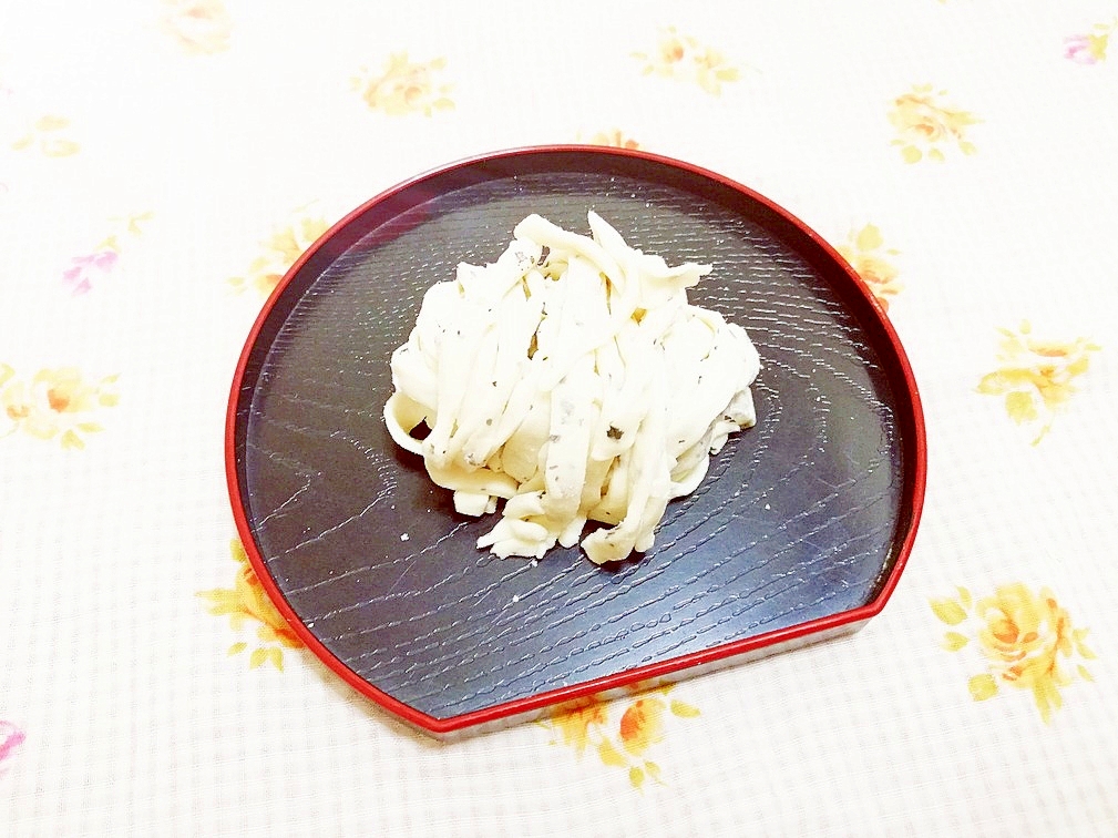 バジル風味♪米粉の手作り麺