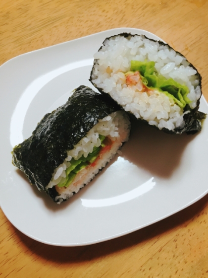 海苔は半分！おにぎらず（ぶきっちょさんでも簡単♪）