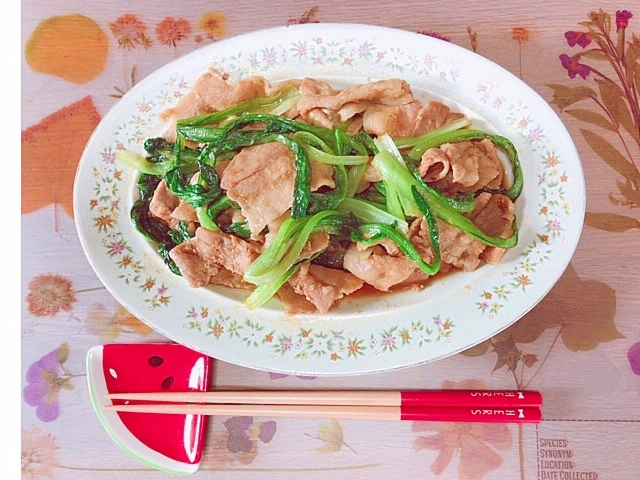 ロメインと豚肉のバターいため