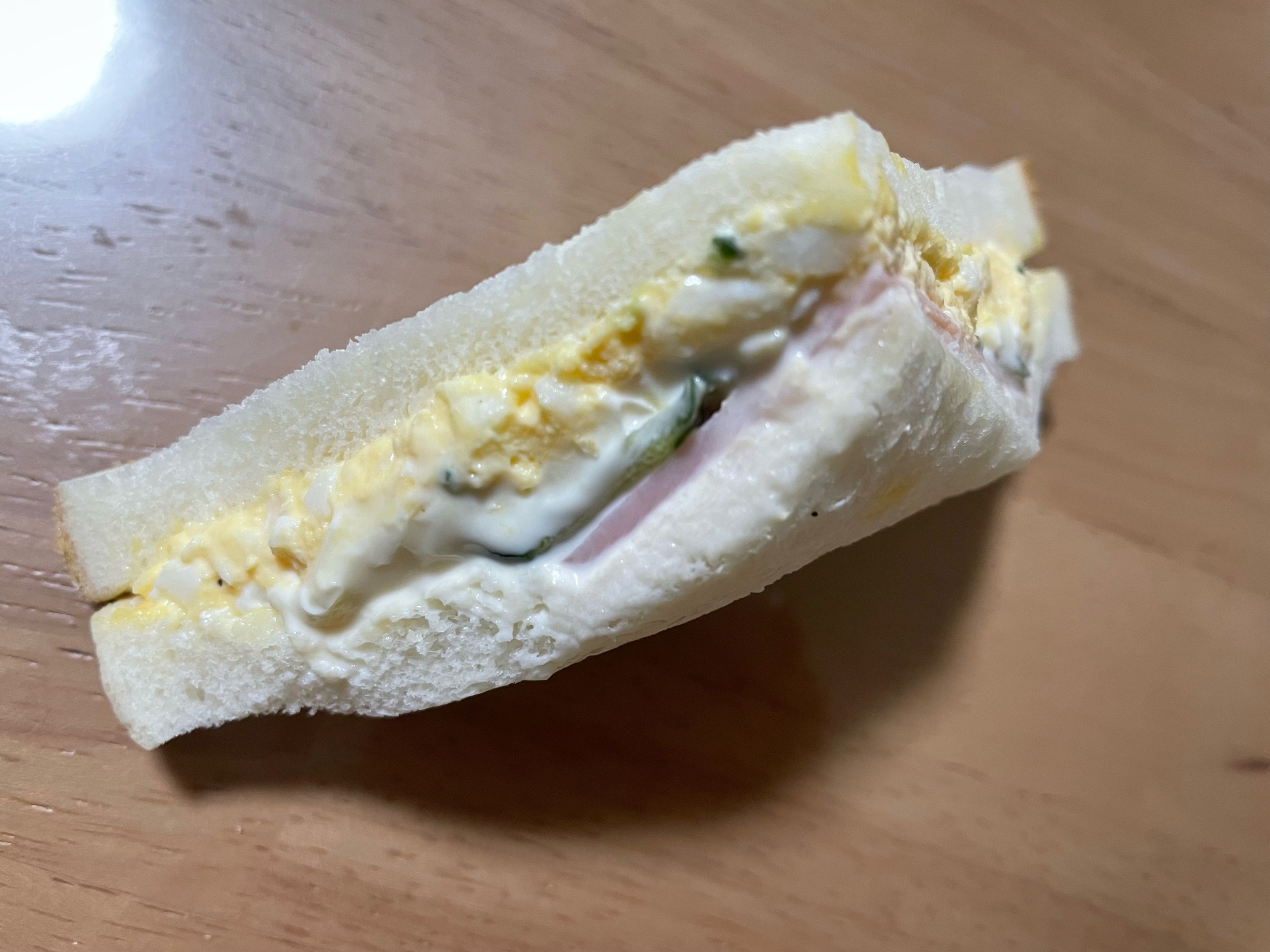 ハムチーズ玉子サンドイッチ
