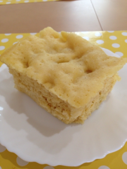 ２才の娘の朝ごはんに角形のスチームケースで作成^_^優しい甘さで美味しかったです。おやつにもいいですね♩