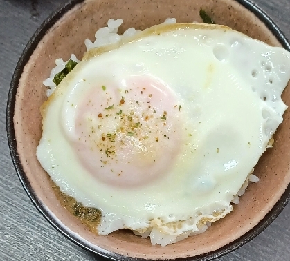 スライスチーズ×香りソルト♪目玉焼き✧˖°